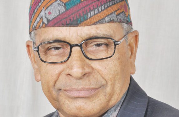 इटहरी उपमहानगरकोे सल्लाहकारबाट राजीनामा दिदैं डा. पोखरेलले भने, ‘सर्पहरू गीत सुन्दैनन्’