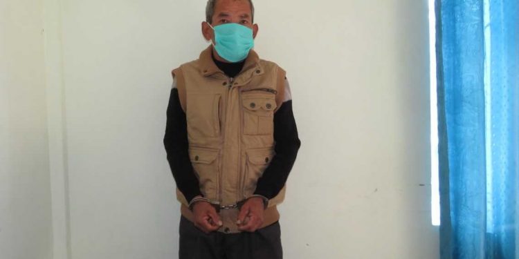 भरुवा बन्दुकसहित एक पक्राउ