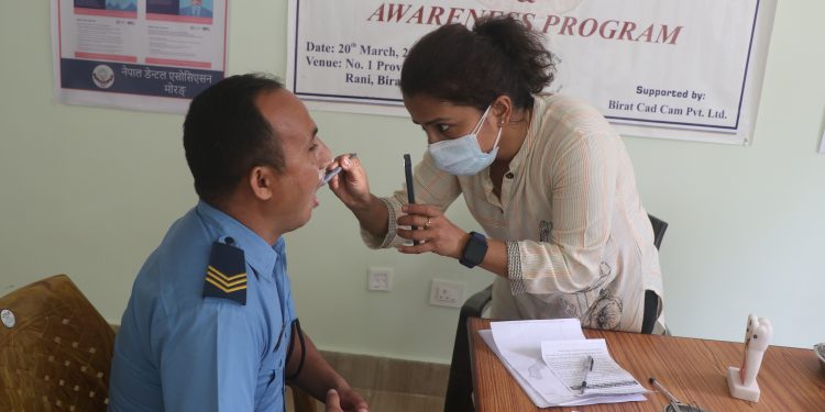 निःशुल्क स्वास्थ्य शिविर संचालन