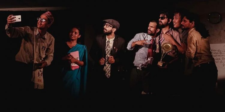 नाटक ‘रिफन्ड’ हेरिसकेपछि प्राध्यापक तथा लेखकहरू भन्छन्, ‘नाटक हेरेर ह्याट्रिक पूरा गरेँ’ (भिडियो)