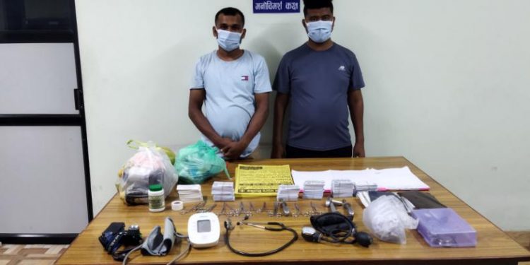 मोरङमा दुईजना नक्कली चिकित्सक पक्राउ