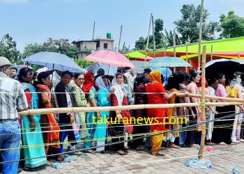 इटहरीमा शान्तिपूर्ण रूपमा मतदान हुँदै (फोटोफिचर)