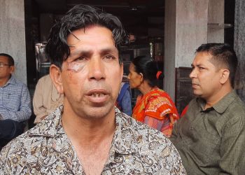 इटहरीमा एमाले नेता हिमाल सुवेदीमाथि कुटपिट, पूर्व–पश्चिम राजमार्ग कार्यकर्ताद्वारा अवरुद्व