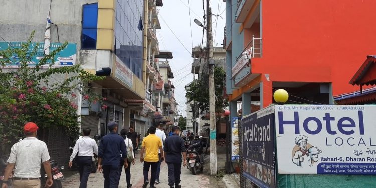 इटहरीका मेनपावरमा प्रशासनको अनुगमन, यी कम्पनी अवैध भेटिए