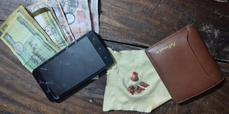 ब्राउनसुगरसहित एक युवक पक्राउ