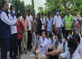 सामाजिक सञ्जालमा लाञ्छना लगाएको भन्दै इनरुवा अस्पतालका डाक्टरहरू आन्दोलित