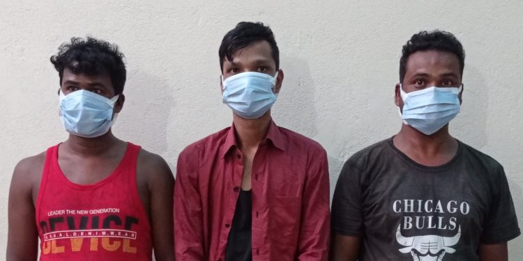ब्राउनसुगरसहित झापाबाट तीनजना पक्राउ