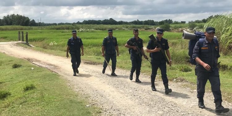 सुनसरी, मोरङ र झापाका सीमावर्ती क्षेत्रमा प्रहरीको गस्ती परिचालन