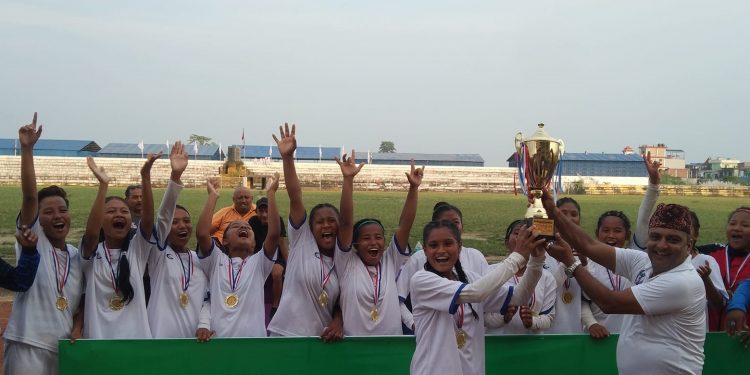 महिला फुटबल छनौट खेलमा झापालाई स्वर्ण पदक