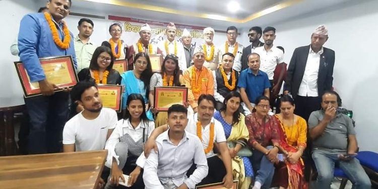 इटहरीमा सातजना गजलकारको २८ वटा गजल