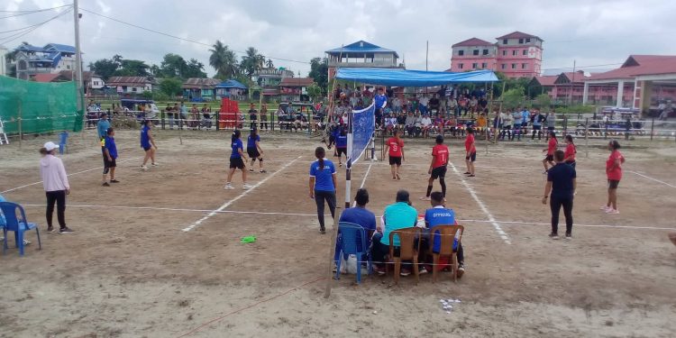 महिला भलिबल : उदयपुरसँग खोटाङ्ग र ओखलढुंगासँग भोजपुर फाइनलका लागि प्रतिष्पर्धा गर्दै