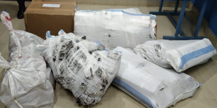 विराटनगरमा भन्सार छलीको अवैध सामान बरामद