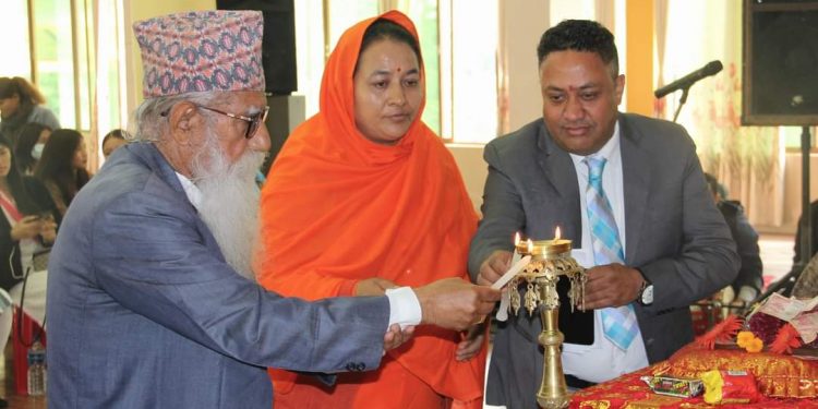 युवा पुस्तालाई अध्यात्मिक बनाउन प्रेरित