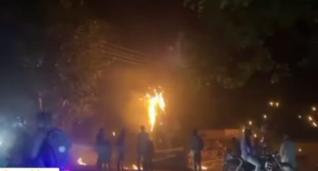 मोरङको सुन्दरहरैंचा वार्ड नं ४ जब्दीमा आगलागी