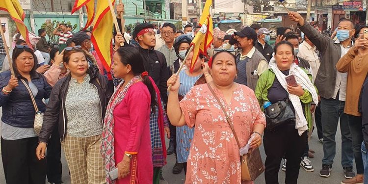 प्रदेश १ को नाम कोसी राखिएको भन्दै विरोध प्रदर्शन