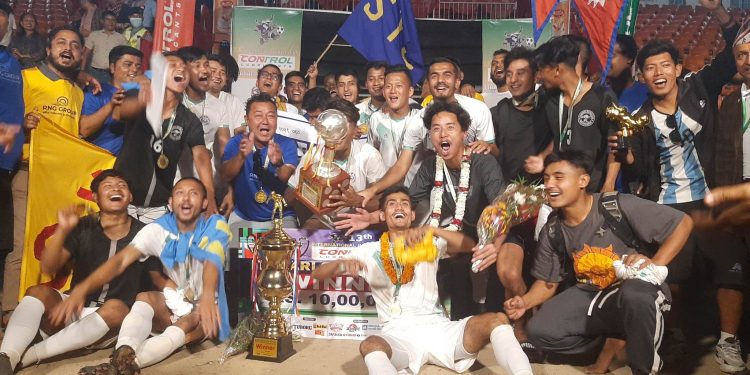 इटहरी गोल्डकपको उपाधि सगरमाथा युथ क्लबले चुम्यो