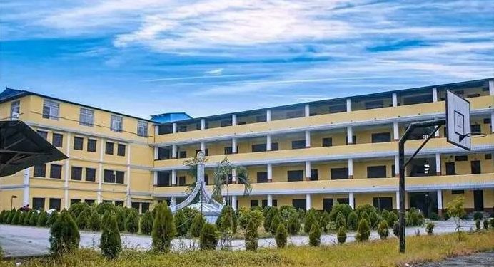 इटहरीको जनता क्याम्पसमा परीक्षार्थीलाई ट्वाइलेट जान रोकिएपछि…