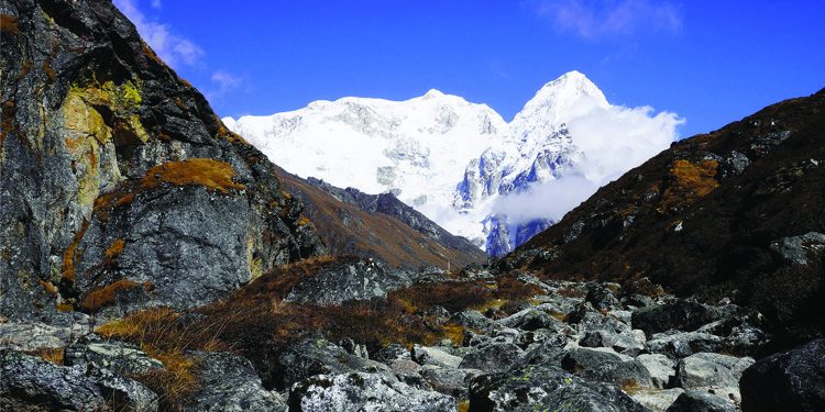 पर्यटकको ध्यान तान्दै ताप्लेजुङ