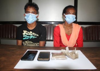 लागूऔषधसहित दुई पक्राउ