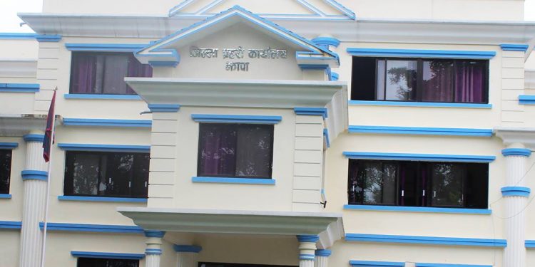 झापा : ५ महिनामा १ सय ३२ जना फरार प्रतिवादी पक्राउ