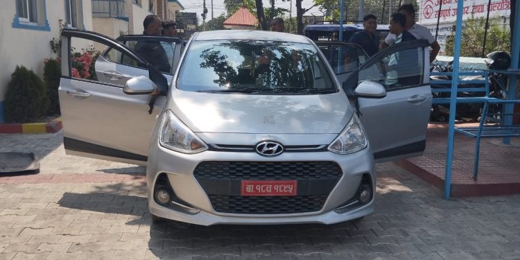 अवैध समान ओसारपसारमा संग्लग्न रहेका दुईजना पक्राउ