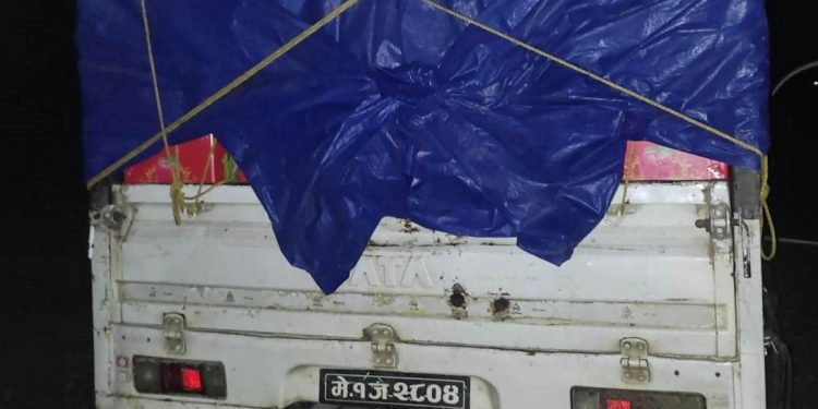 झापामा ११ लाख मूल्य बराबरको फुजी स्याउ बरामद