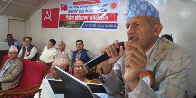 धनकुटा आएर एमाले उपमहासचिव ज्ञवालीले भने, ‘गठबन्धनका कारण देशमा अराजकता मौलायो’