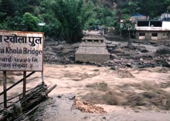 संखुवासभामा बाढीले बगाउँदा एकको मृत्यु, १७ जना सम्पर्क विहीन