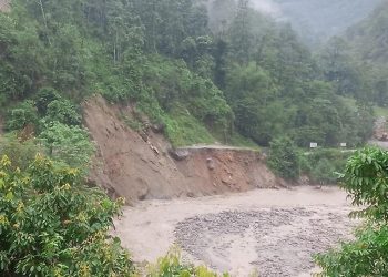 ताप्लेजुङमा बाढीपहिरोमा परेर तीनजनाको मृत्यु, तीन बेपत्ता