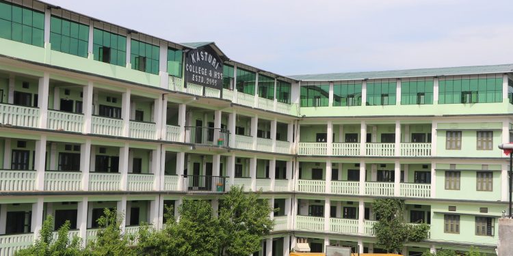 इटहरीको कस्तुरी कलेजमा विद्यार्थीहरूको बढ्दो आकर्षण