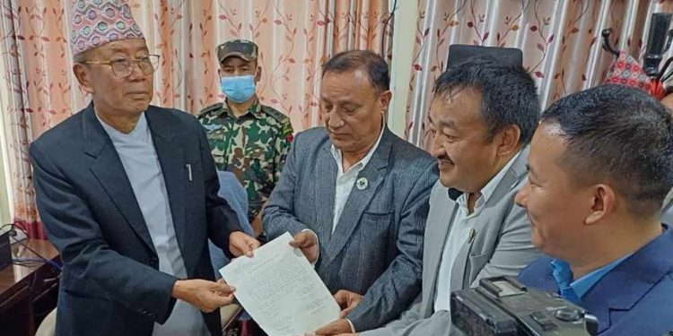 कोसी प्रदेशमा नेपाली कांग्रेसका उद्वव थापाले गरे मुख्यमन्त्रीमा दाबी पेश