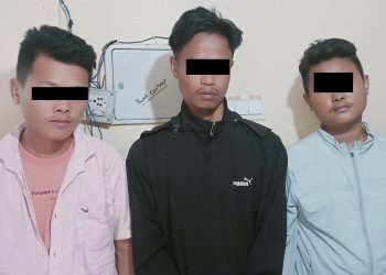 लागूऔषधसहित तीनजना पक्राउ