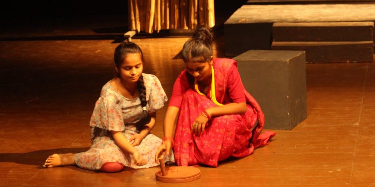 ‘आमा’ मञ्चनसँगै सकियो विराटनगर विद्यालय नाटक महोत्सव