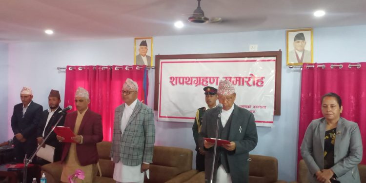कोसी प्रदेशका मुख्यमन्त्रीसहित अरु दुई मन्त्रीले लिए शपथ