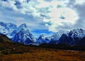 ताप्लेजुङ : कञ्चनजङ्घाको काखमा चौँरी रमाउँदा…