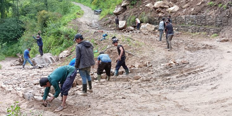 श्रमदानको चलन पुनः ब्युँतिदै