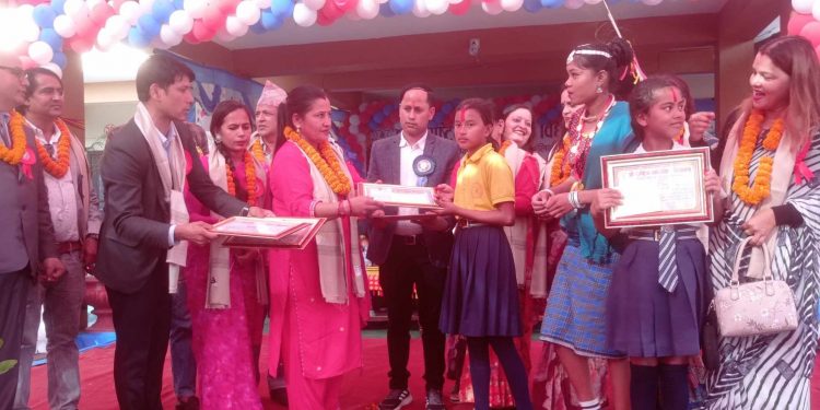 राष्ट्रिय माविको वार्षिकोत्सवमा ६७ जना विद्यार्थीलाई छात्रवृत्ति रकम वितरण