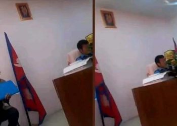 धरानका मेयर हर्क साम्पाङले राष्ट्रपति र प्रधानमन्त्रीको फोटो हटाएर यलम्बरको फोटो राखे