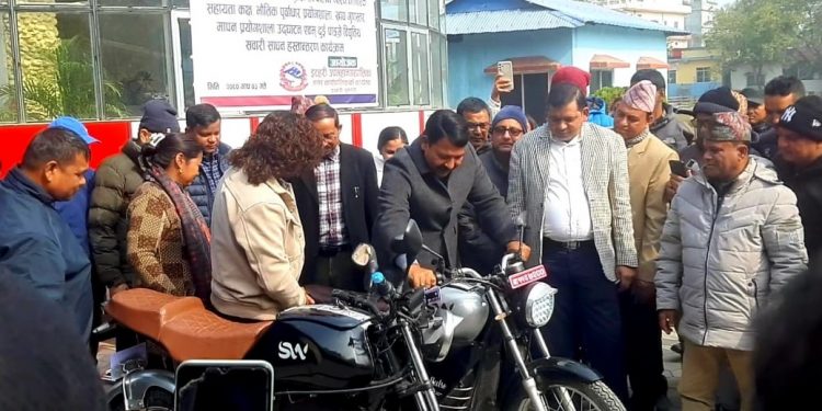 इटहरीमा पूर्वाधारका लागि गुणस्तर मापन र खाद्य ल्यावसहित नागरिक सहायता कक्ष पनि स्थापना