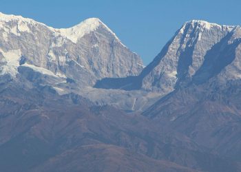 सोलुखुम्बुका हिमाल कालापत्थरमा परिणत