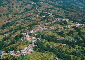 खोटाङ : सात वर्षदेखि आचार्यगाँउ र सोल्मा बसपार्क उपयोगविहीन