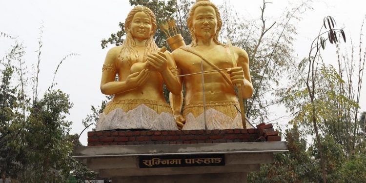धरानमा सुम्निमा र पारुहाङको मूर्ति अनावरण