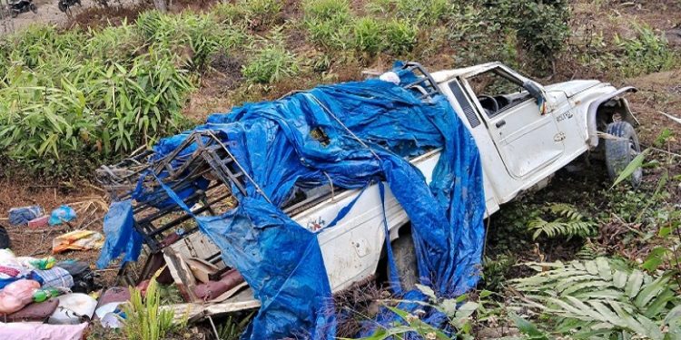 धनकुटामा पिकअप दुर्घटना हुँदा एकको मृत्यु, ८ घाइते