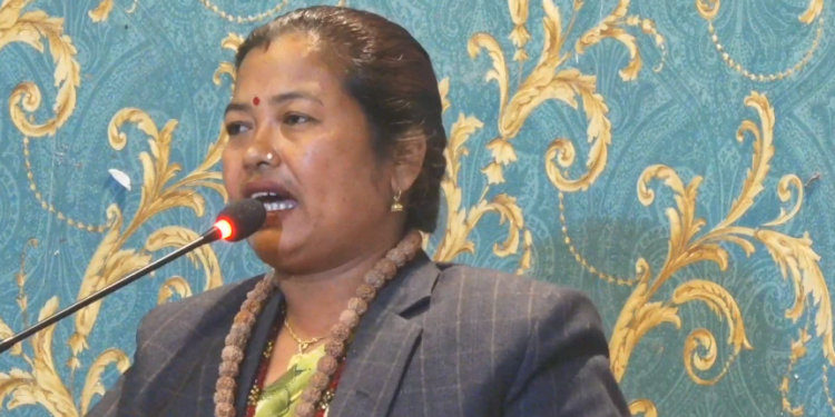 इटहरीका मेयरलाई लक्षित गर्दै उपमेयरले भनिन्, ‘कसैलाई पेलेर शिक्षाको सुधार हुन्छ ?’