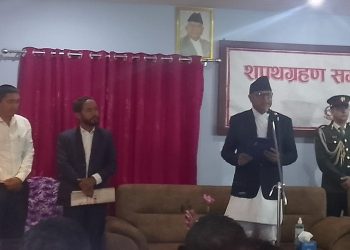 कोशीका नवनियुक्त मुख्यमन्त्री कार्कीसहित दुई मन्त्रीले लिए शपथ