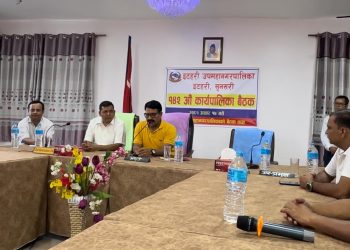 इटहरीका मेयरको आरोप – एमालेका जनप्रतिनिधिको कारण उपभोक्ताले भुक्तानी पाएनन्