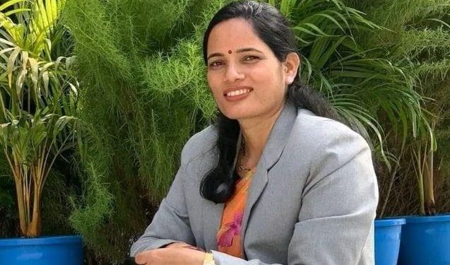 कोशी प्रदेश : माओबादीको प्रमुख सचेतकमा गीता तिम्सिना