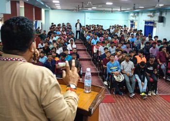 फूल र बिरूवाको संरक्षणमा खटिने स्वयम्सेवकलाई महानगरद्धारा प्रशिक्षण