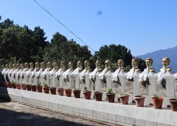 घुन्सामा हेलिकप्टर दुर्घटना भएको १८ वर्ष पूरा, भिन्तुना डाँडामा सरसफाइ अभियान