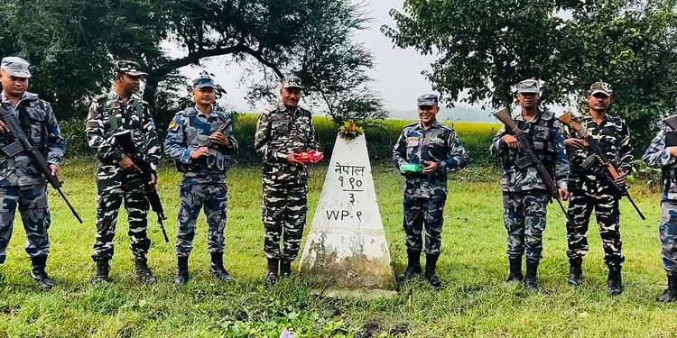 दशगजा क्षेत्रमा शुभकामना आदानप्रदान